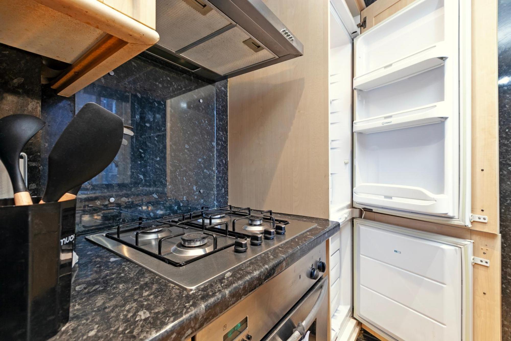Beautiful 3 Bedroom Flat In Scott Ellis Gardens Londyn Zewnętrze zdjęcie