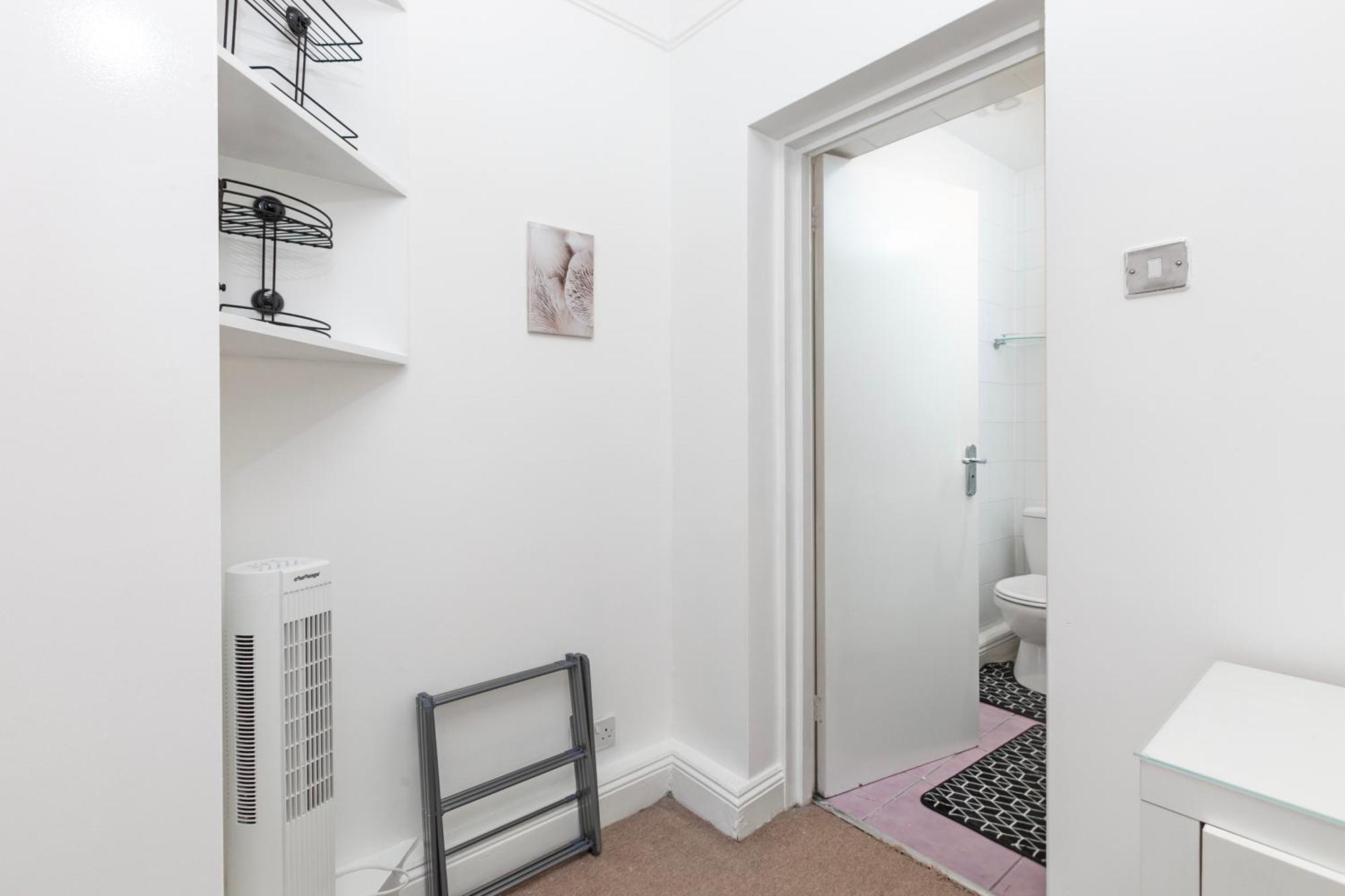 Beautiful 3 Bedroom Flat In Scott Ellis Gardens Londyn Zewnętrze zdjęcie