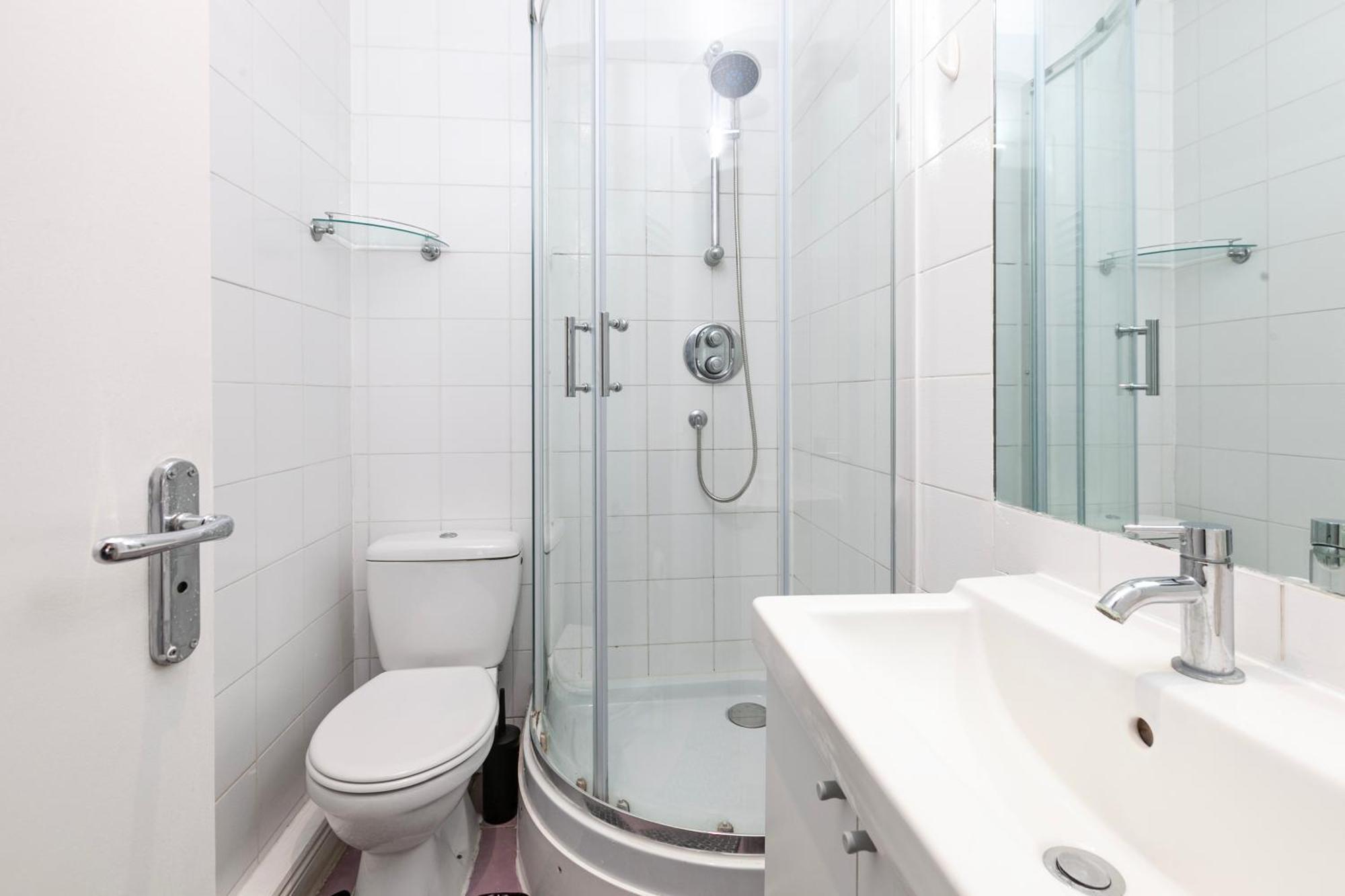 Beautiful 3 Bedroom Flat In Scott Ellis Gardens Londyn Zewnętrze zdjęcie