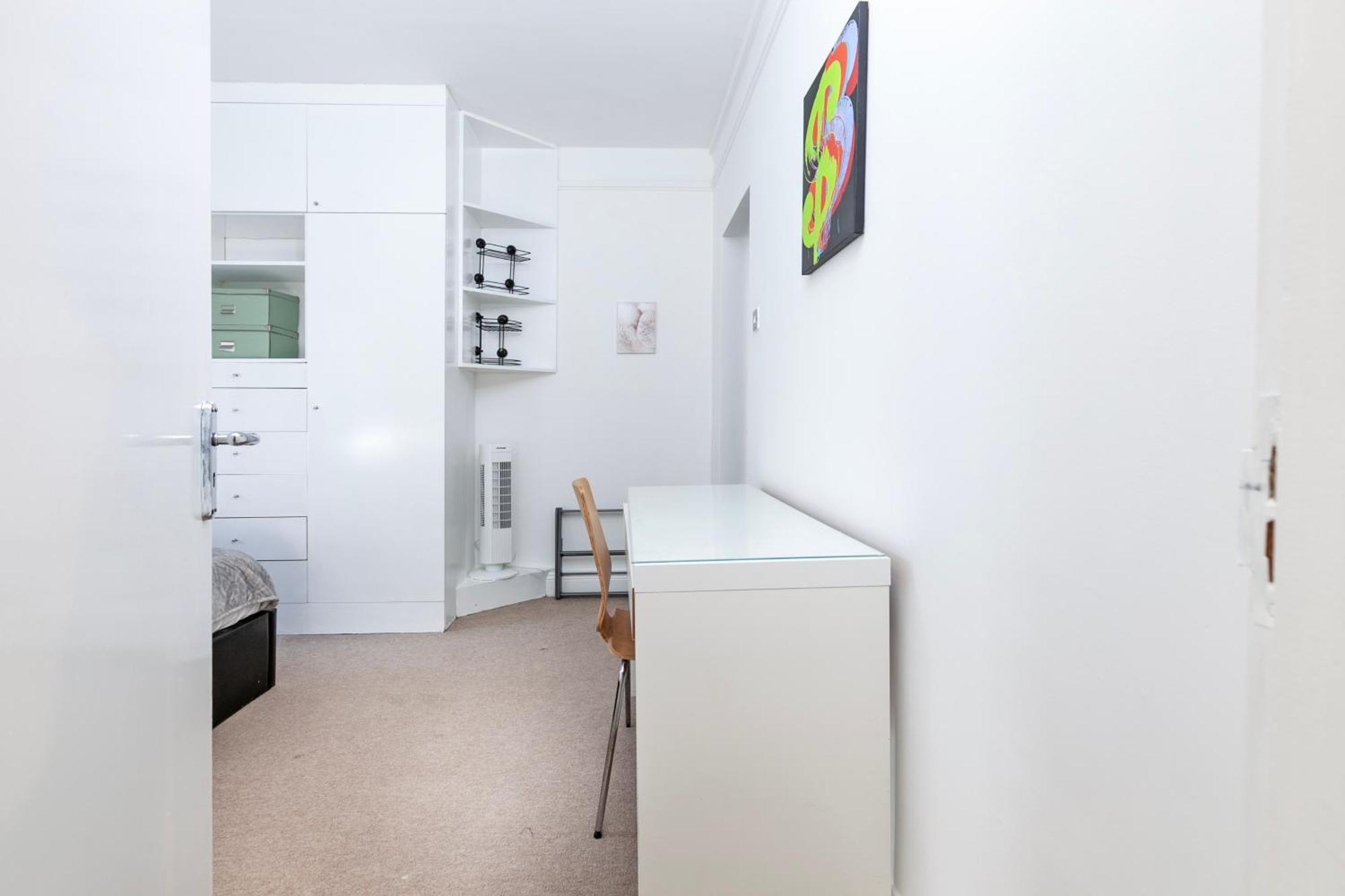 Beautiful 3 Bedroom Flat In Scott Ellis Gardens Londyn Zewnętrze zdjęcie